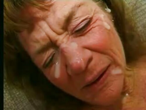 બ્રાઉ હેડ કૂતરી ચેરી ...