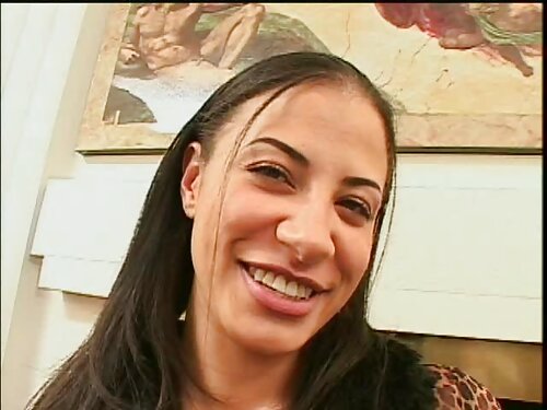 કેલી ક્લાઈન તેના ભૂત ...