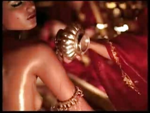 ભરાવદાર એસ્ડ કેલી રે ...